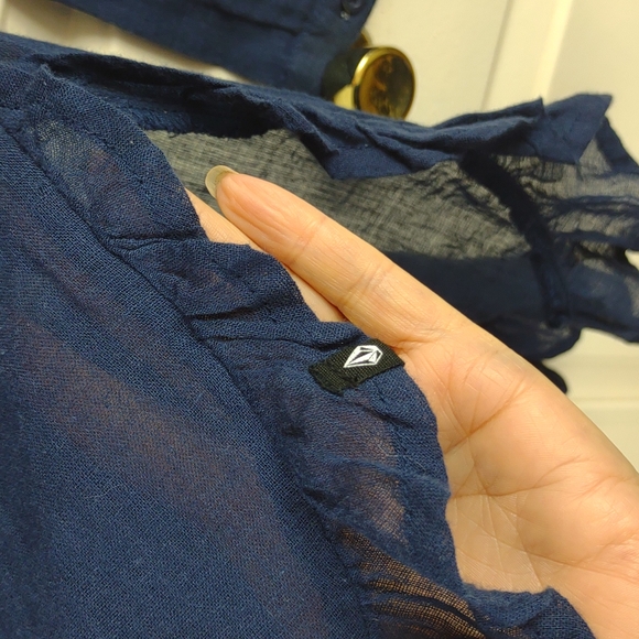 Volcom Blue Sheer Gauzy Hi-Lo Button LS Ruffle Hem Boho Tunic Blouse - Picture 6 of 15